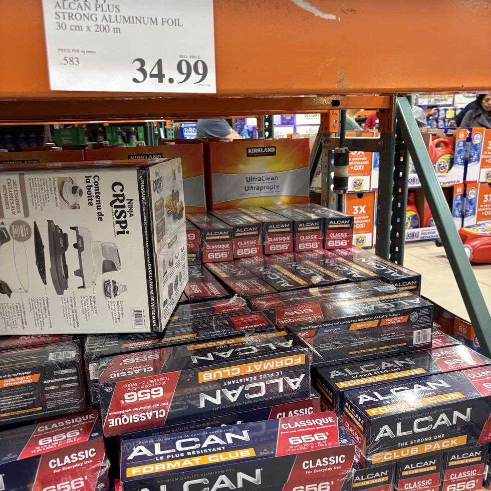 packs of Alcan aluminum foil at costco