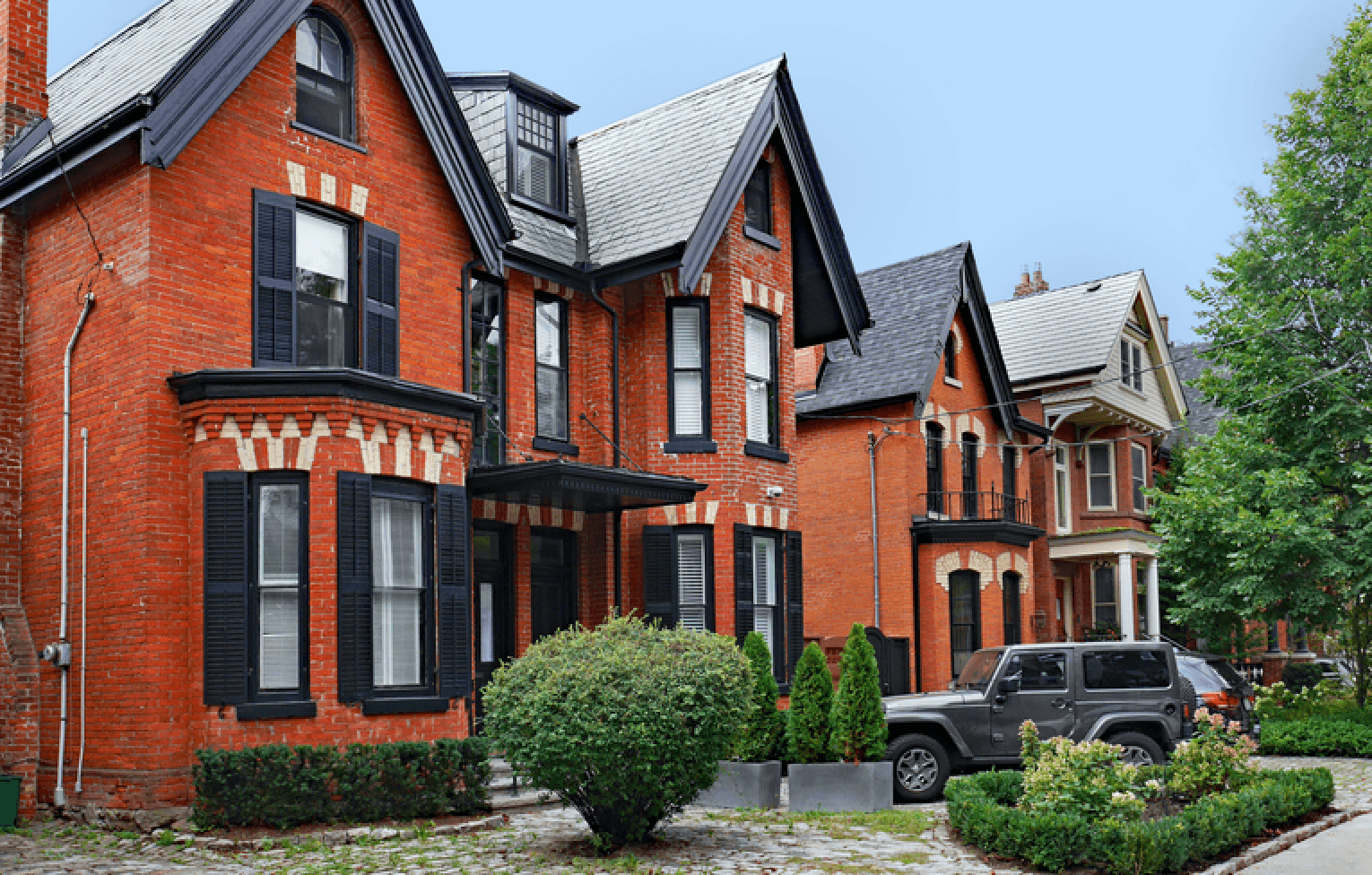 You Now Have To Make $135K A Year To Be Considered Middle Class In Toronto (VIDEO)