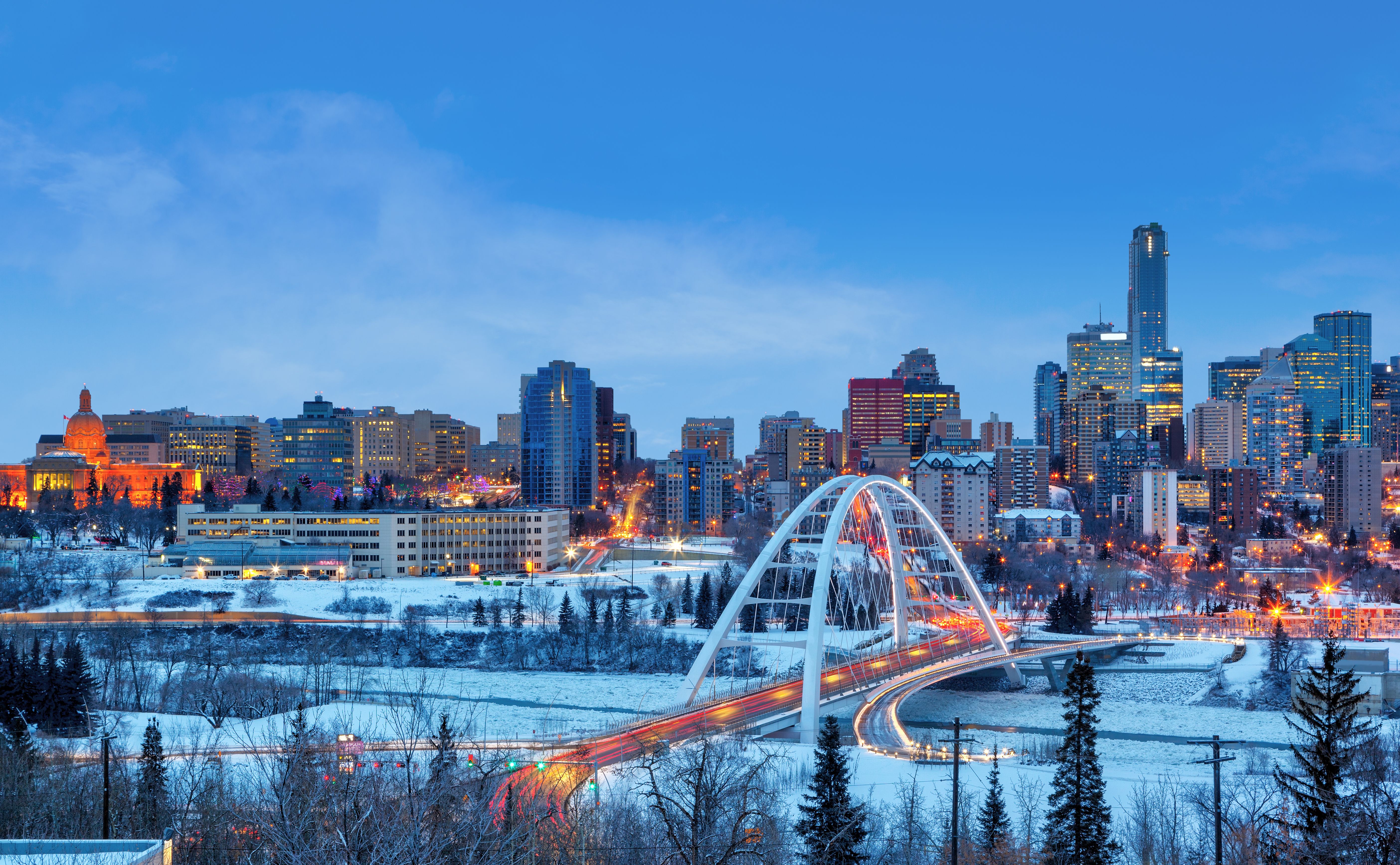 An Alberta Woman In Her 30s Has Died From COVID-19 & The Most People Ever Are Hospitalized