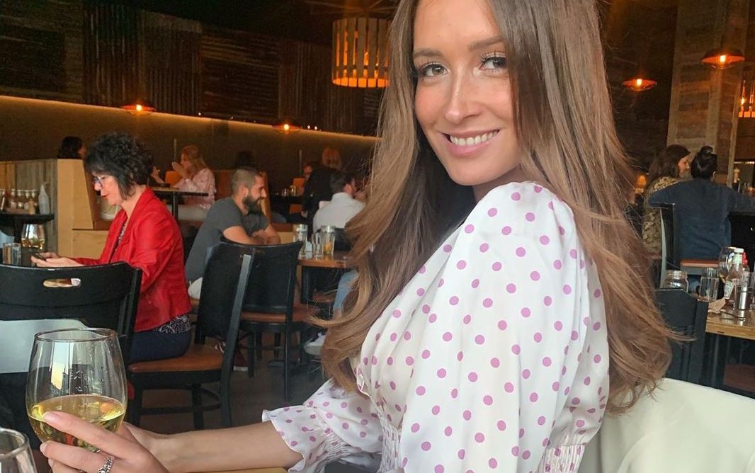 « Dater » après OD : une réalité bien différente pour les filles et les gars selon Camille