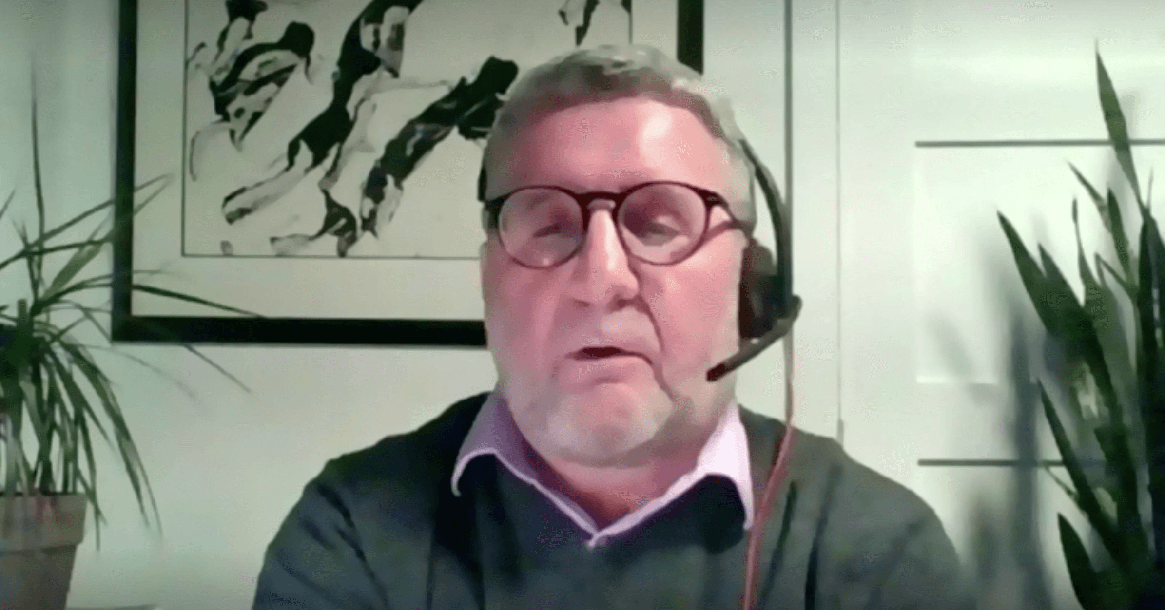 Un incident arrive à Régis Labeaume à TLMEP et les téléspectateurs sont crampés