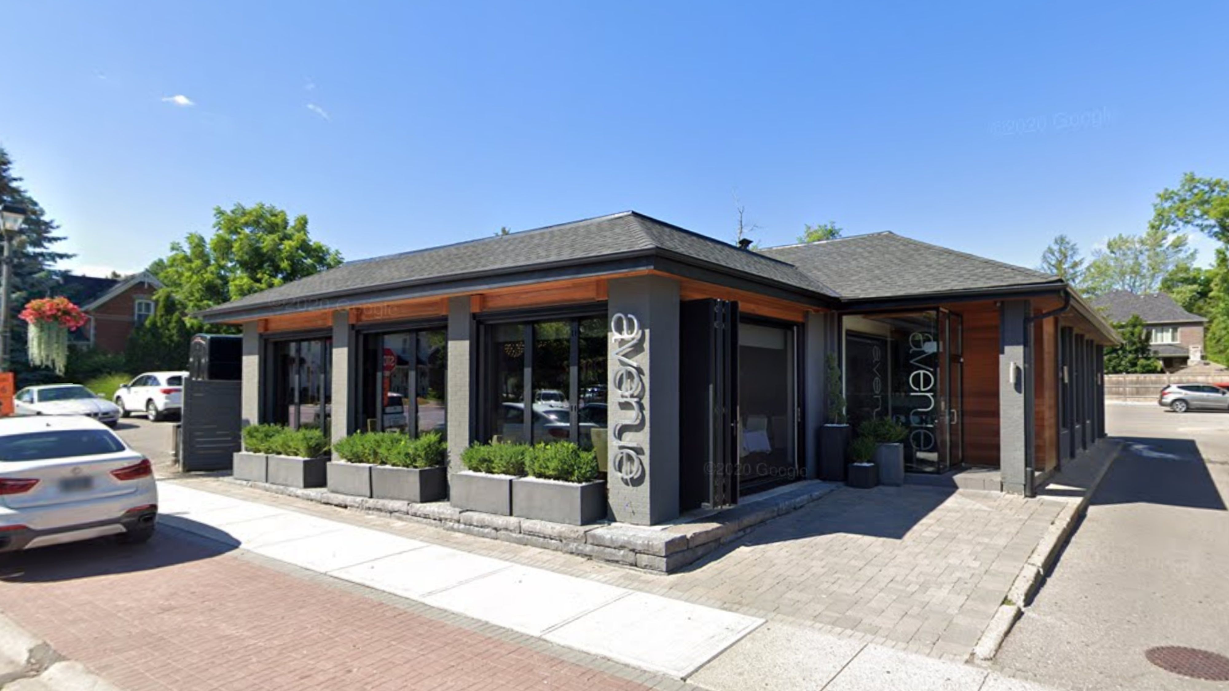 A Vaughan Restaurant's COVID-19 Cases Have Resulted In 105 High-Risk Cases
