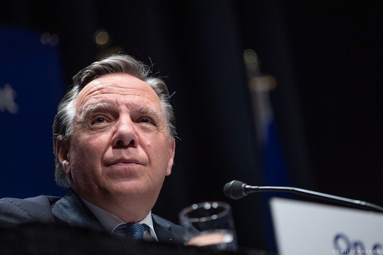François Legault risque d'annoncer un confinement encore plus strict au Québec demain