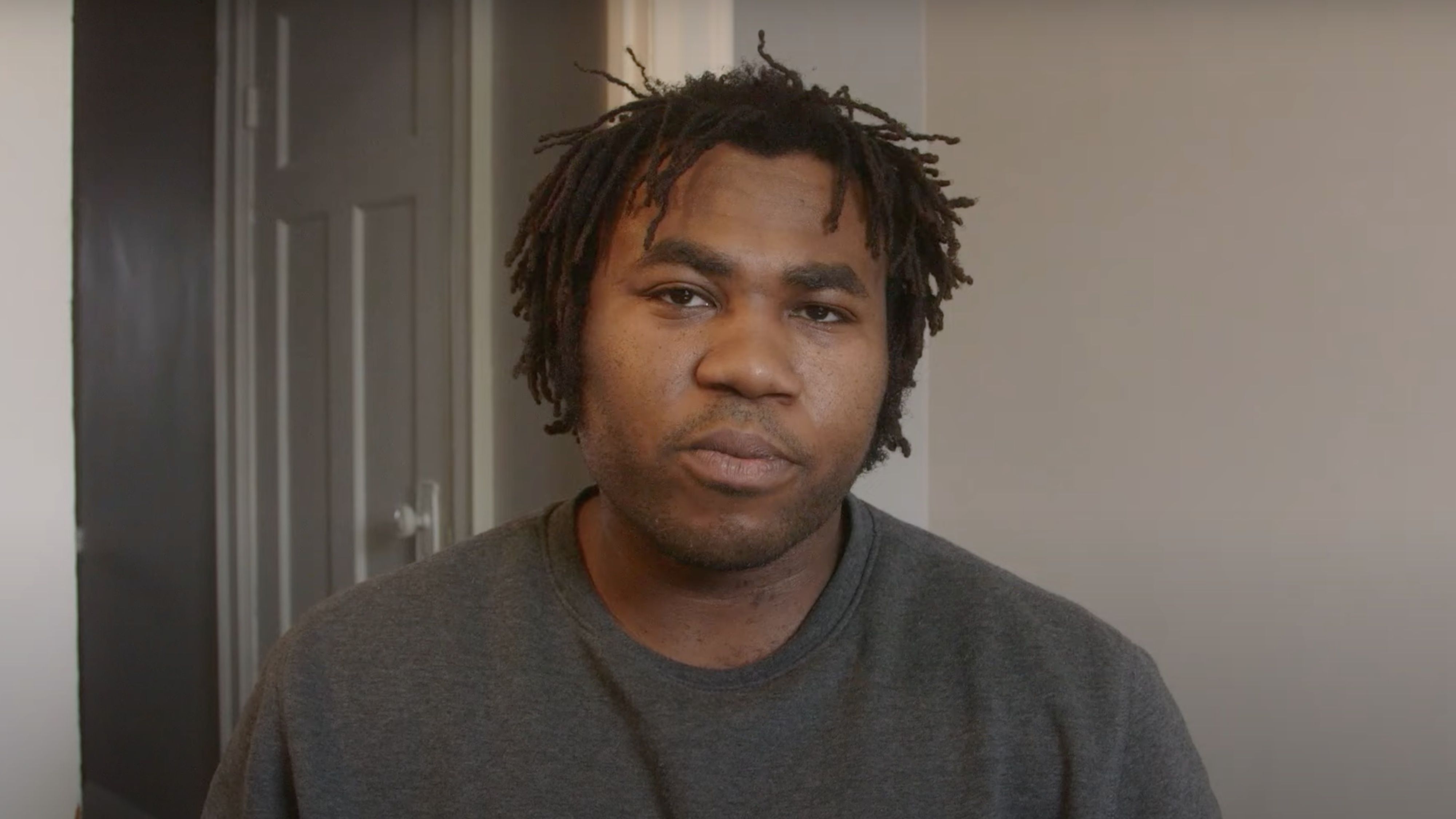 Toronto's Tiny Shelters Builder Responds After City Takes Legal Action Against Him (VIDEO)
