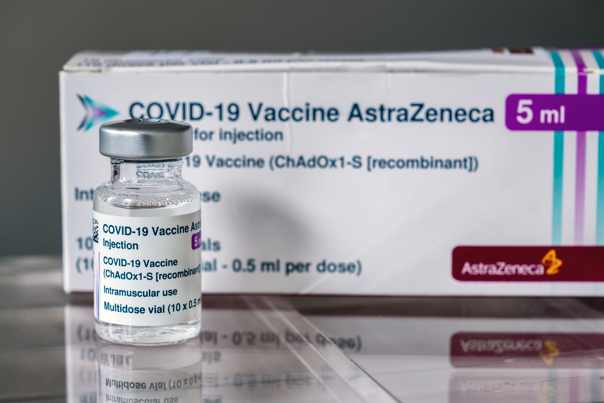 Le vaccin AstraZeneca suspendu dans des pays et voici le plan au Québec