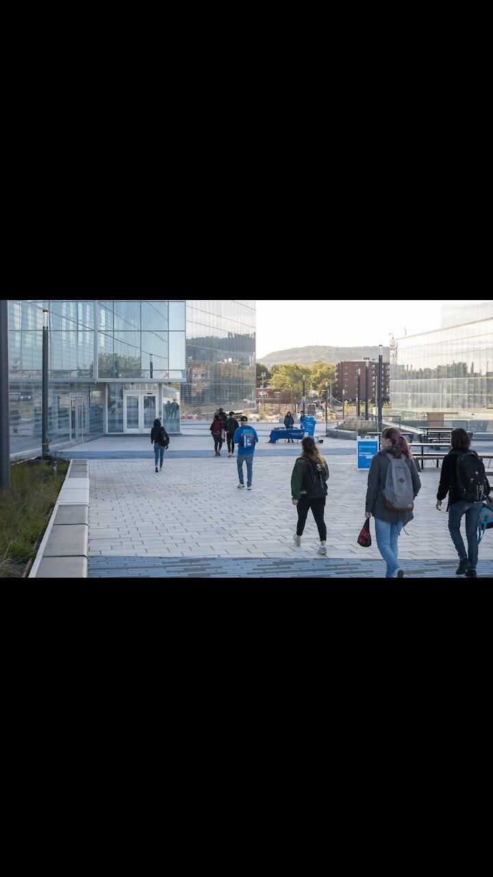 Pas de «retour à la normale» avant 2022 pour les étudiants au cégep et à l'université