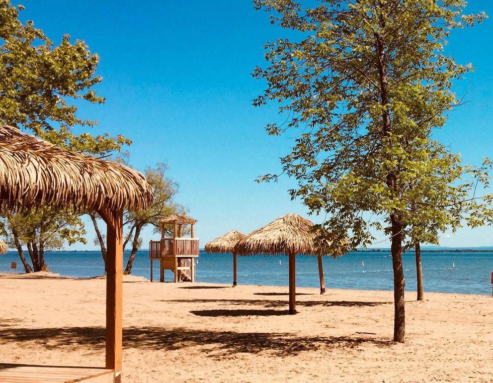 Cette plage digne d'un resort dans le Sud près de Montréal annonce sa date de réouverture