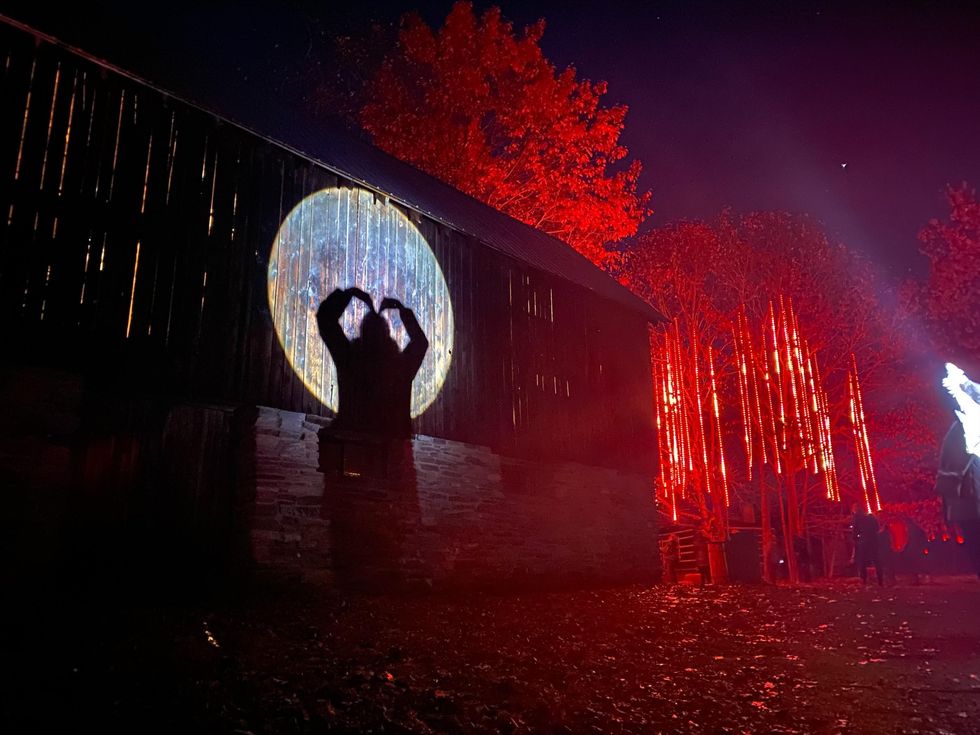 Muskoka\u2019s New Enchanting Night Walk Will Let You Play With Thousands Of Interactive Lights
