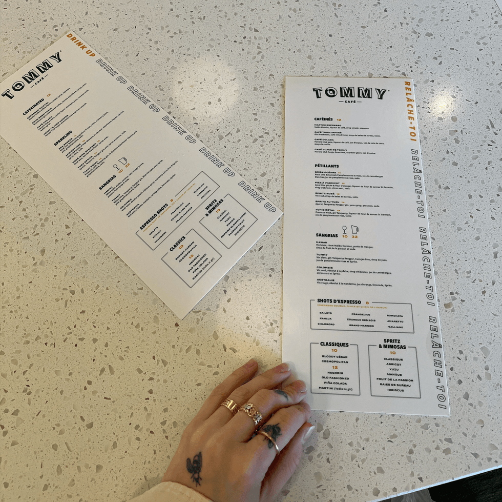 Menu cocktails au Tommy Caf\u00e9 de Pointe-Claire.