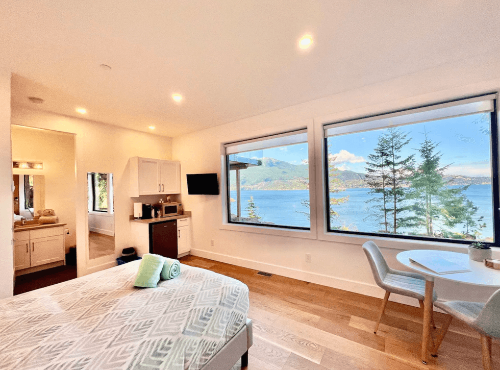 Bedroom of Airbnb.