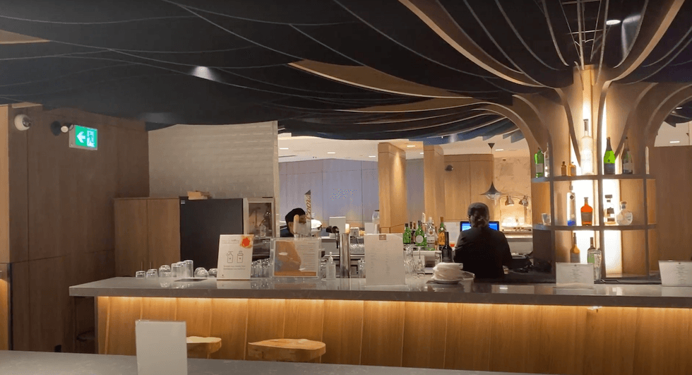 plaza premium international lounge terminal 3 pearson airport