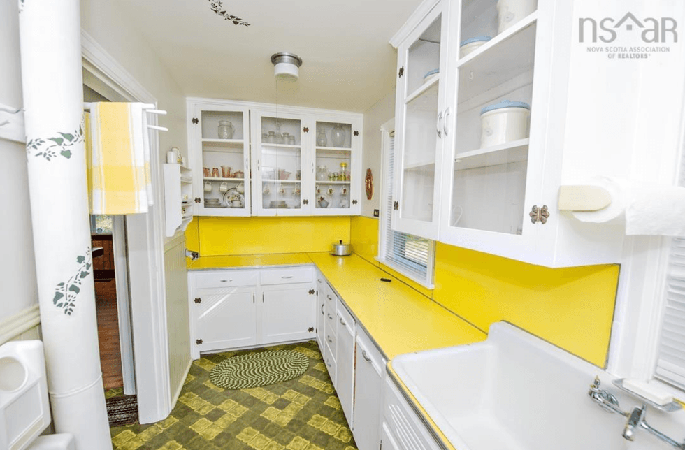 The yellow kitchen.