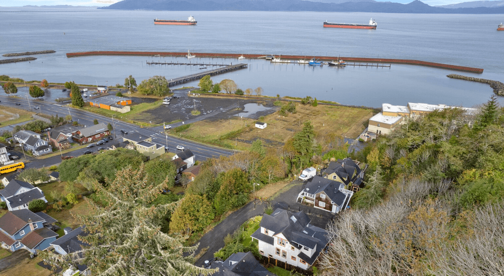 Astoria Area Residential.