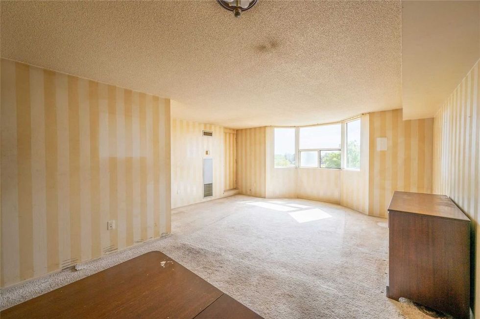 The old space's living area, a true 70s vibe.