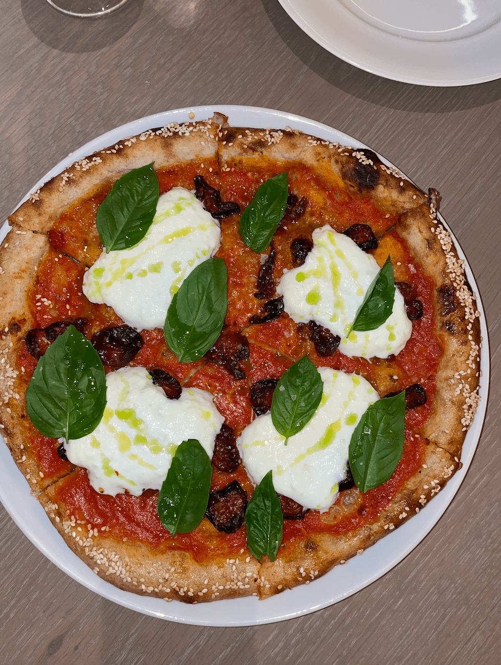 Daphne Pizza.